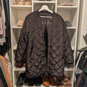 ONLY black quilted bomber